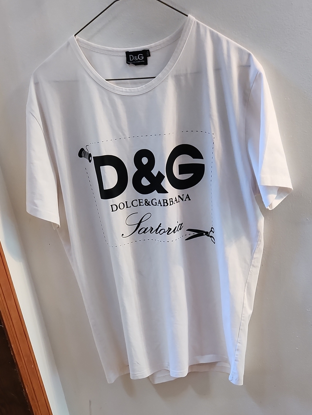 Dolce & Gabbana White T-Shirt with Black D&G Logo